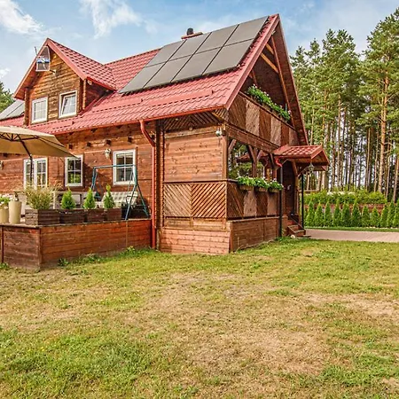 Ostoja Sosnowa Feriehus *