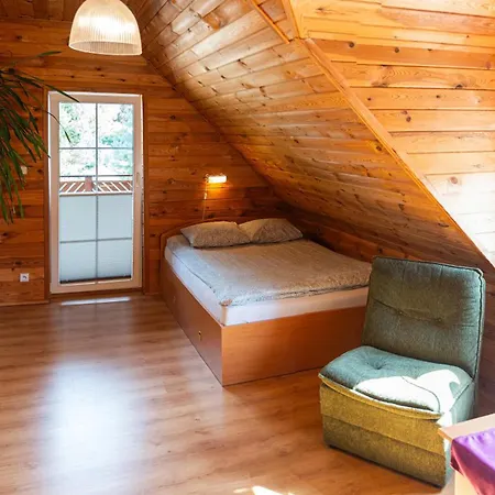 Vakantiehuis Ostoja Sosnowa Czarny Mlyn